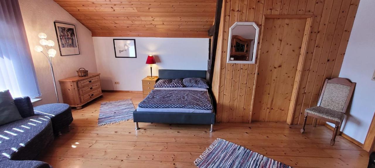 Ferienzimmer / Monteurzimmer Neumarkt Am Wallersee Zewnętrze zdjęcie